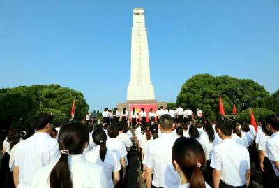 当阳举行百名新党员入党宣誓仪式