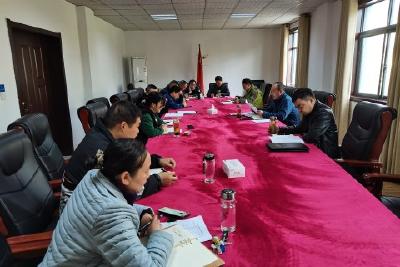 市机关事务服务中心学习贯彻市第九次党代会及市“两会”精神