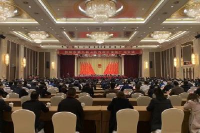 快讯：陈华当选为当阳市人民政府市长