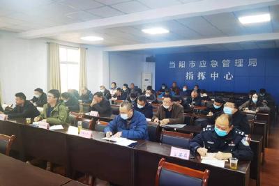 市应急管理局推进烟花爆竹安全专项整治