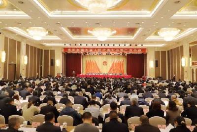 【两会进行时】当阳市第九届人民代表大会第二次会议隆重开幕