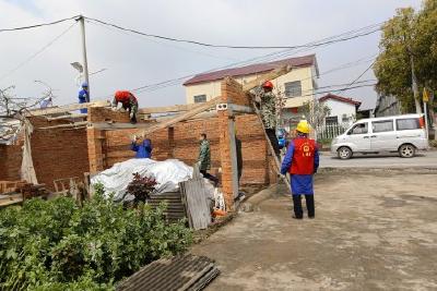 【清违行动】庙前镇：党员干部带头拆 多措并举拆违建