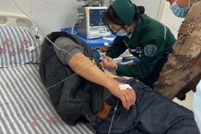 两河镇卫生院成功开展首例急性心肌梗死溶栓治疗