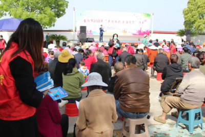 【精神文明创建活动宣传阐释·文明培育】当阳：法援惠民进乡村 春日送法暖人心