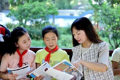 玉泉初级中学开展“全民阅读 共享书香”主题活动