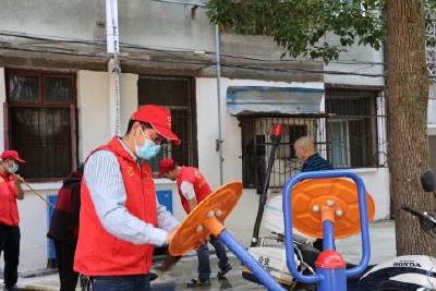 【我为群众办实事】市疾控中心：党员志愿者疏通管道 化解居民“烦心事”