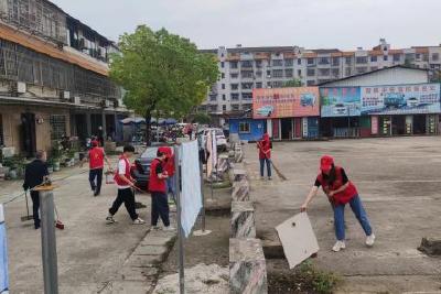 【下基层、察民情、解民忧、暖民心】市房产保障中心、东群村委会联合开展党员干部下基层、察民情、解民忧、暖民心实践活动