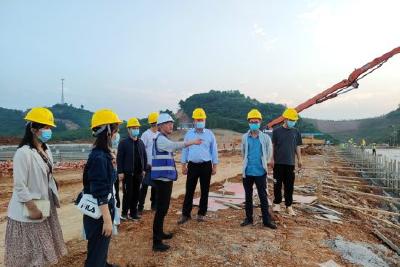 市畜牧兽医中心“夜学”走进项目工地