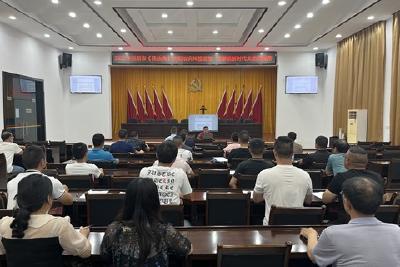 【理论宣讲“六进”·进机关】河溶镇开展《民法典》法律知识科普活动