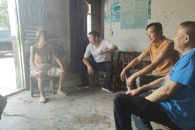 【下基层、察民情、解民忧、暖民心】市水利和湖泊局：入户走访察民情 深切关怀暖民心