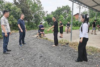 市国投集团：用心办实事 修路暖民心