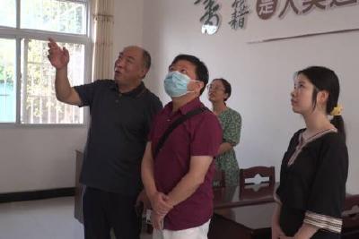 法制日报社阮加文调研我市农家书屋建设