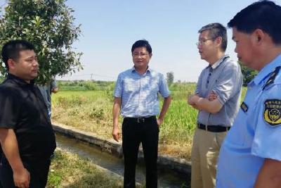 省应急管理厅到当阳检查抗旱工作