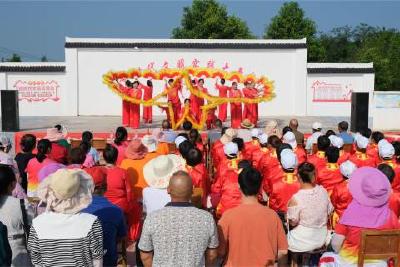 【宣传阐释社会主义核心价值观】洪桥铺新时代文明实践站线上线下开展“同心庆八一 喜迎二十大”文艺汇演