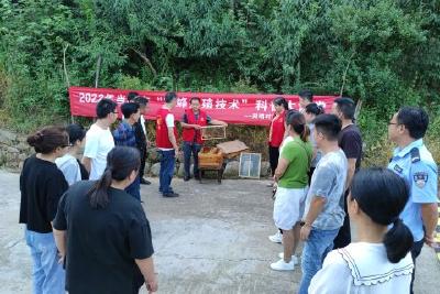 【精神文明创建活动宣传阐释·文明实践】同明村新时代文明实践站线上线下开办蜜蜂养殖科普大课堂