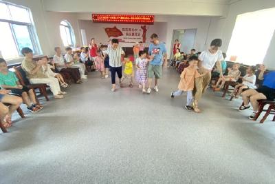 【文明实践】联合村新时代文明实践站开展“大手牵小手”趣味运动会