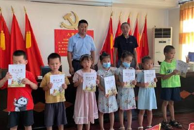 新华书店当阳市分公司积极开展“下基层、察民情、解民忧、暖民心”实践活动