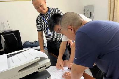 合同送上门  服务暖民心