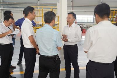 【干好每一天 喜迎二十大】 陈华调研督办建设滞后的产业项目