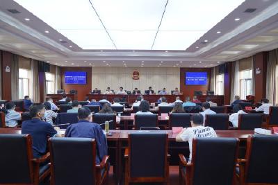 聚焦两全 展现作为 市人大大力开展“双五”实践活动