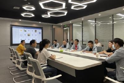 红安县融媒体中心来我市融媒体中心考察交流