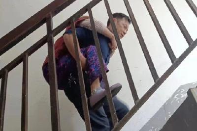 退伍不褪色  情暖居民心