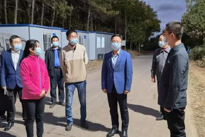 陈华督导晋控气体项目推进情况和疫情防控工作