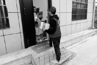 【宣传阐释社会主义核心价值观】市水利和湖泊局平安宣传进社区