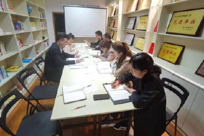 市科技局开展垃圾分类知识专题学习