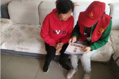 草埠湖镇“扫黄打非”宣传活动进社区