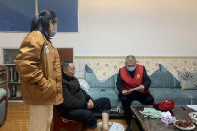 敲门到户 文明入心