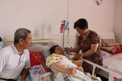 【宜昌最美家庭·贺顺梅家庭】全家一条心 举爱唤醒你