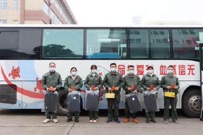 华强化工集团开展文明单位创建暨无偿献血传递爱心活动