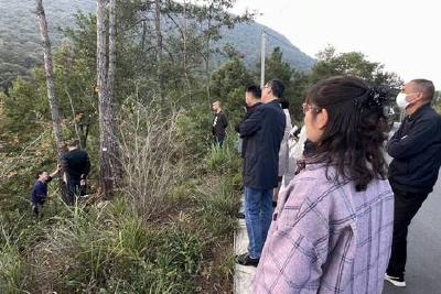 玉泉风景区发展中心：将“夜学”课堂搬到松树林现场