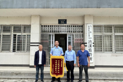 坚守初心履职责  贴心维权解民忧