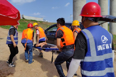 河溶大桥危桥改造工地开展防落水、防溺水应急演练