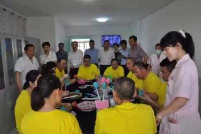 中残联调研当阳市残疾人托养服务工作