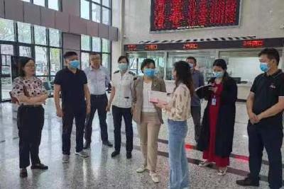 宜昌市卫健委到长坂坡医院开展民营医疗机构信用评价复核