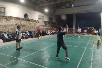 草埠湖镇开展羽毛球比赛