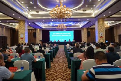 全省秋粮重大病虫防控现场会在我市召开