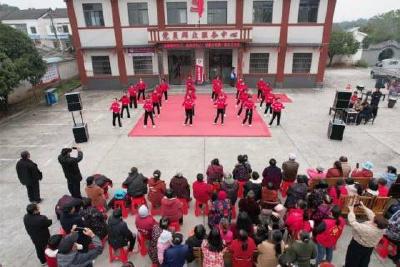 【创建文明村镇】情暖镇南迎冬至 邻里和谐一家亲