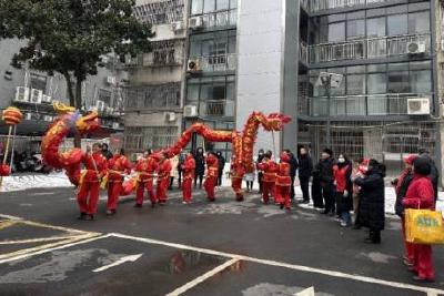 【我们的节日·元宵】元宵舞龙灯采莲船，传统文化魅力再现