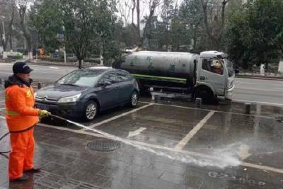 节前卫生大整治 扮靓环境迎新春