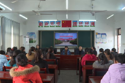 “五老”支招科学育儿 助力下一代健康成长