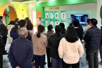 【宣传阐释社会主义核心价值观】市科技馆开展“了解身体系统，倡导文明健康生活”社会主义核心价值观活动