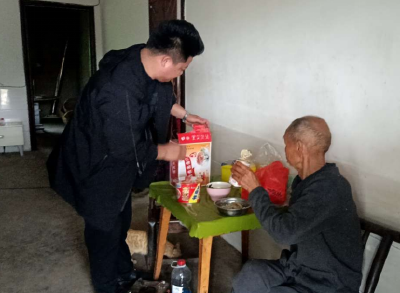 网格走访解民忧 真情关怀暖人心