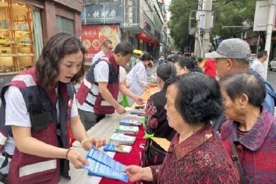 当阳市开展全民营养周暨“5.20”中国学生营养日主题宣传活动