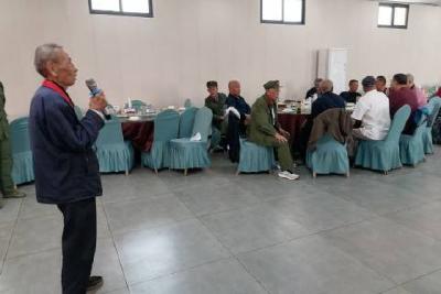 当阳市半月镇老兵欢度红色重阳