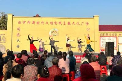 冬日送戏有温度，文化惠民暖人心