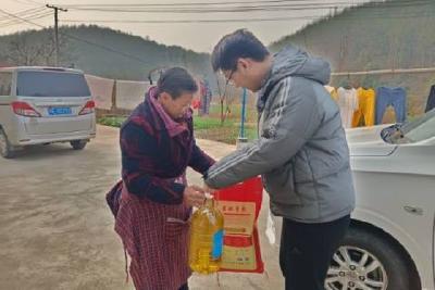 【新春走基层】玉泉风景区发展中心开展春节走访慰问活动